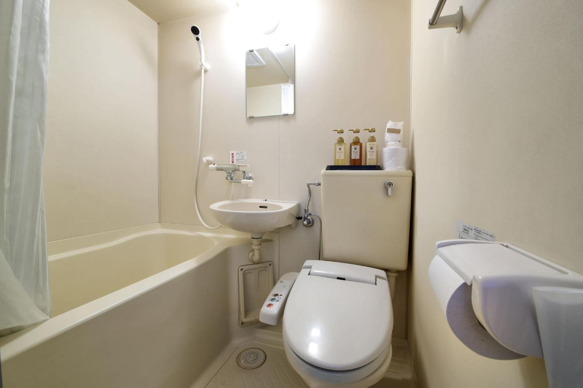 Hotel Nishikawaguchi Weekly - Vacation Stay 43465V Сайтама Экстерьер фото